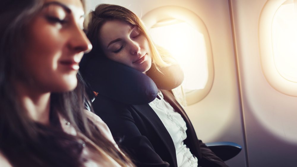 Best Way To Sleep On A Plane / Travel Advice