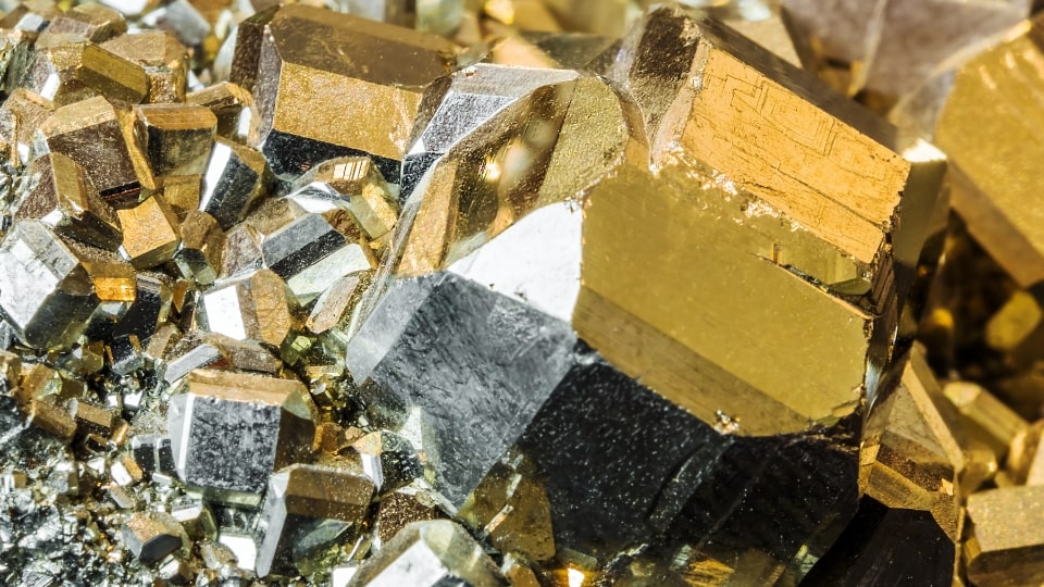 Pyrite - Fool's Gold and its Attraction to Wealth